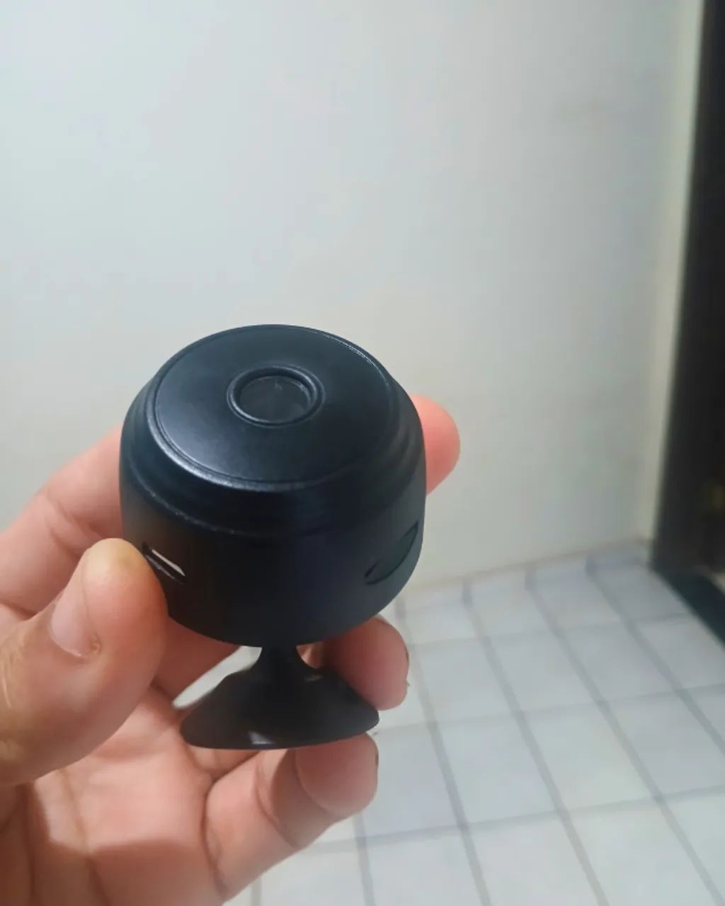 ? Mini Câmera Espiã WiFi com Visão Noturna e Sensor - Foto 3