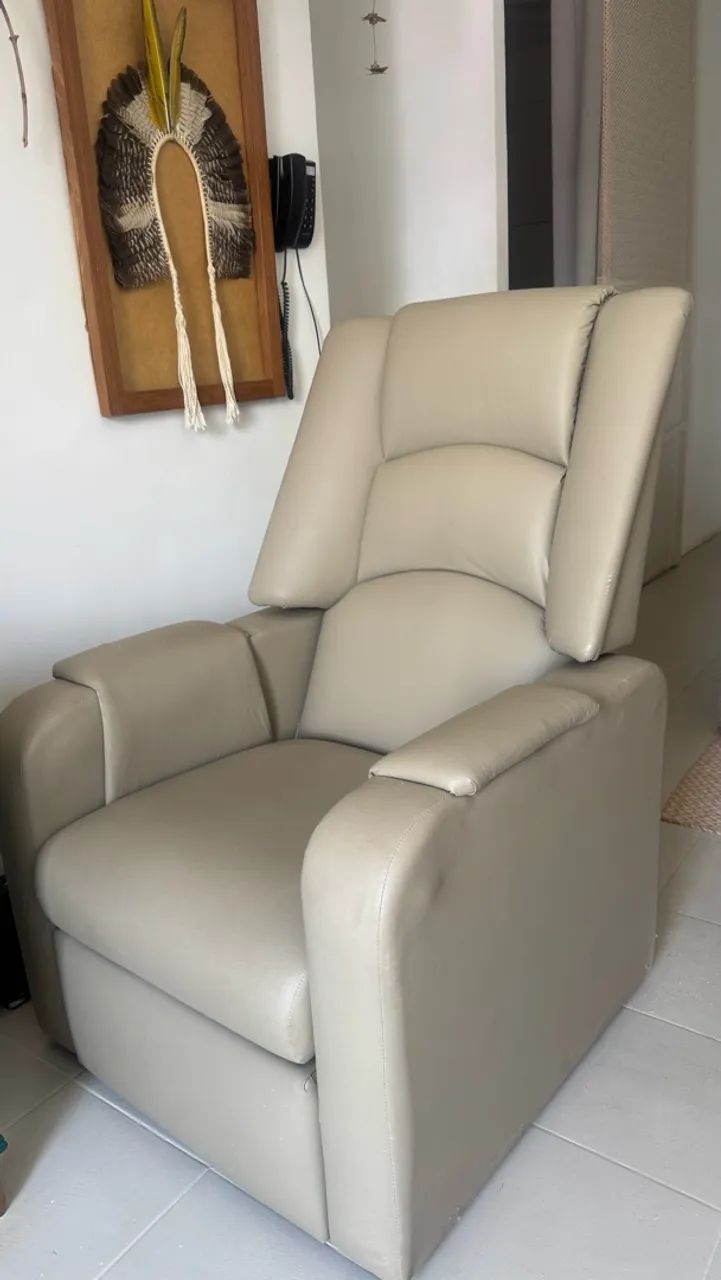 Poltrona reclinável 