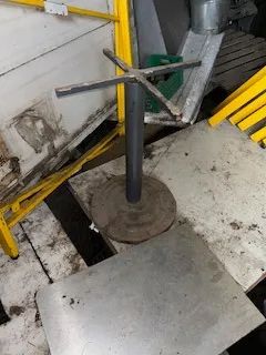 armação - pés de ferro - pesado - para mesa  - Foto 2