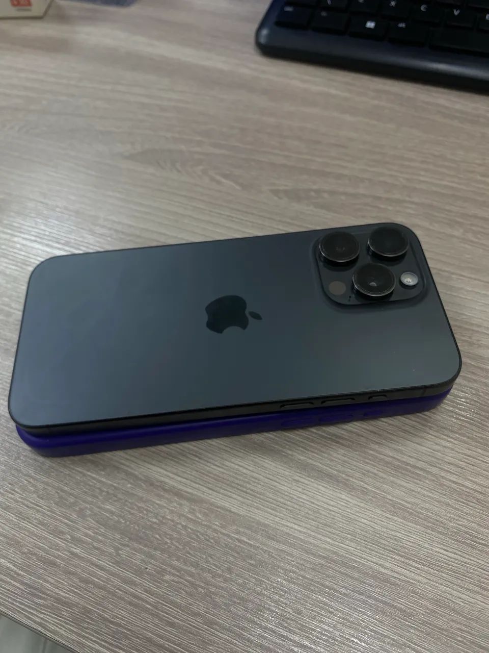 iPhone 15 Pro Max - Foto 4