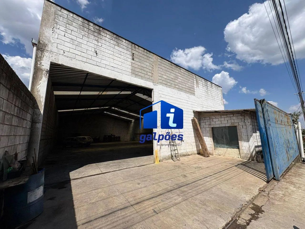 Galpão com 400 m² no Califórnia - Betim/MG