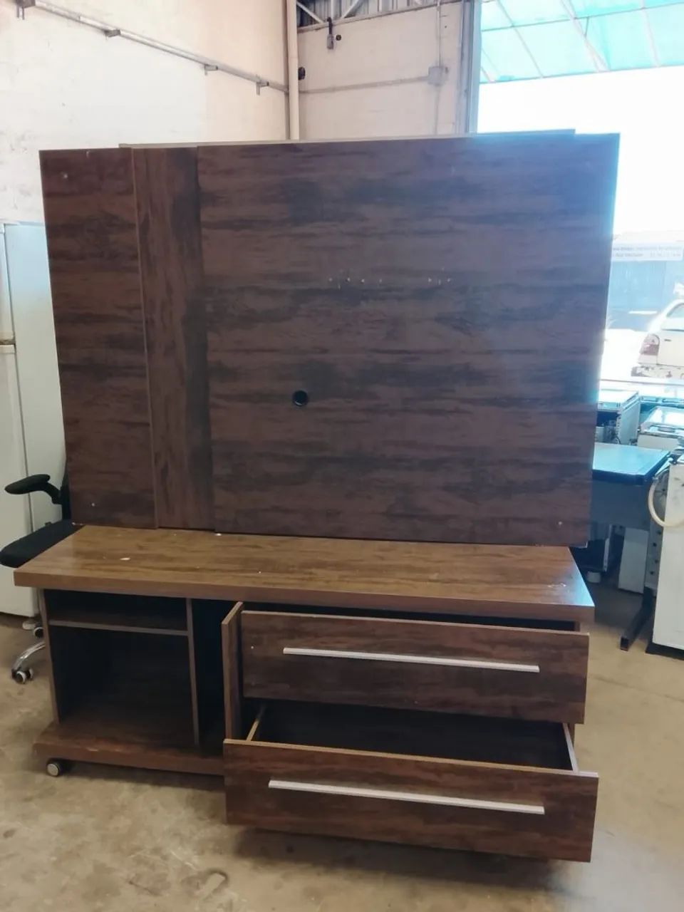 Rack com painel e rodinhas, USADO ENTREGA e MONTA dentro de Uberlândia MG  - Foto 4