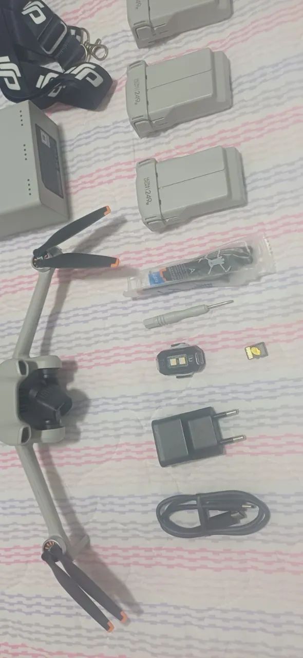 Dji mini 3 com tela e kit Fly More   - Foto 2