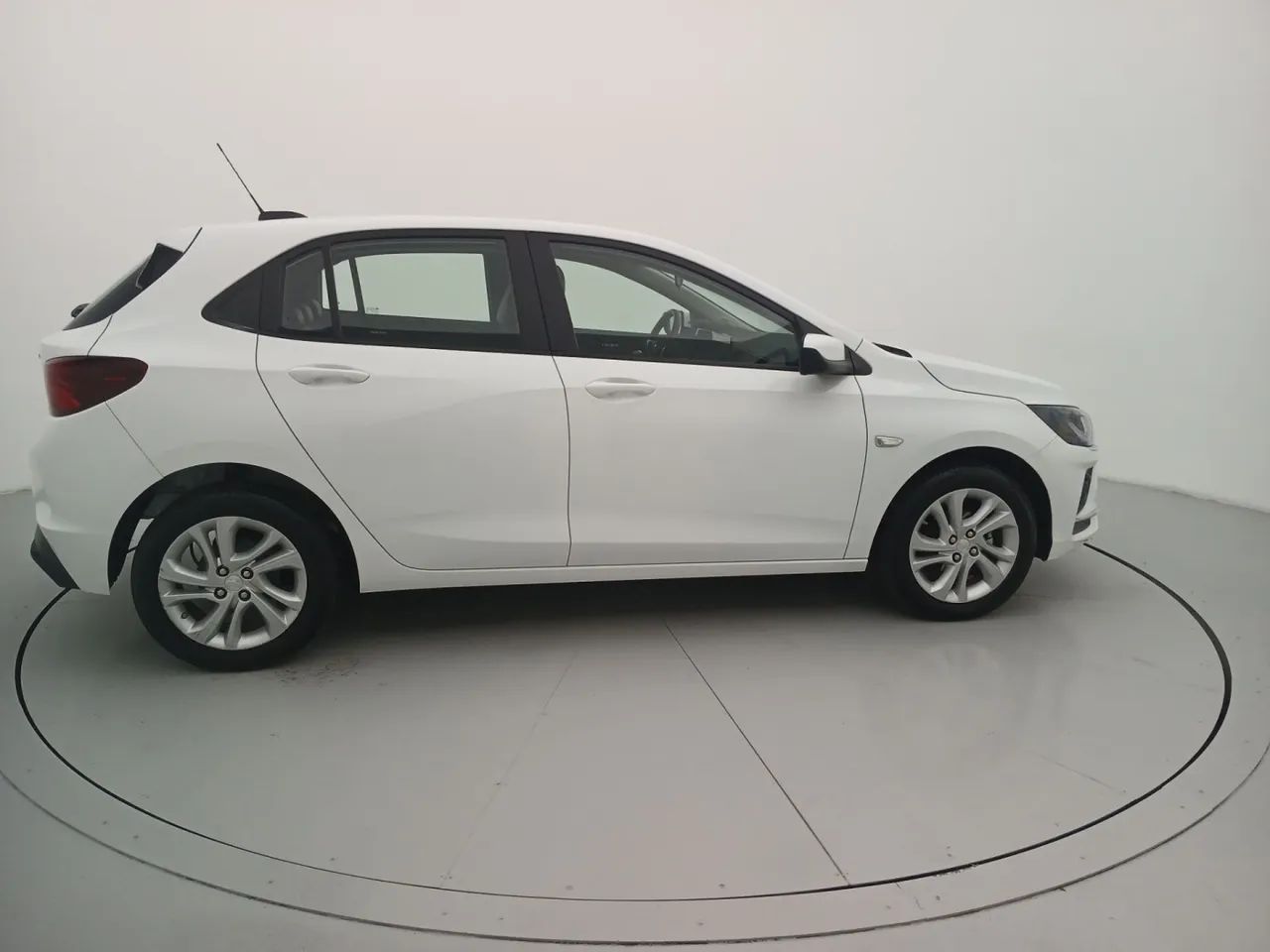 Chevrolet Onix Hatch LTZ 1.0 12V TB Flex Aut. 5P, foto 6 de 18
