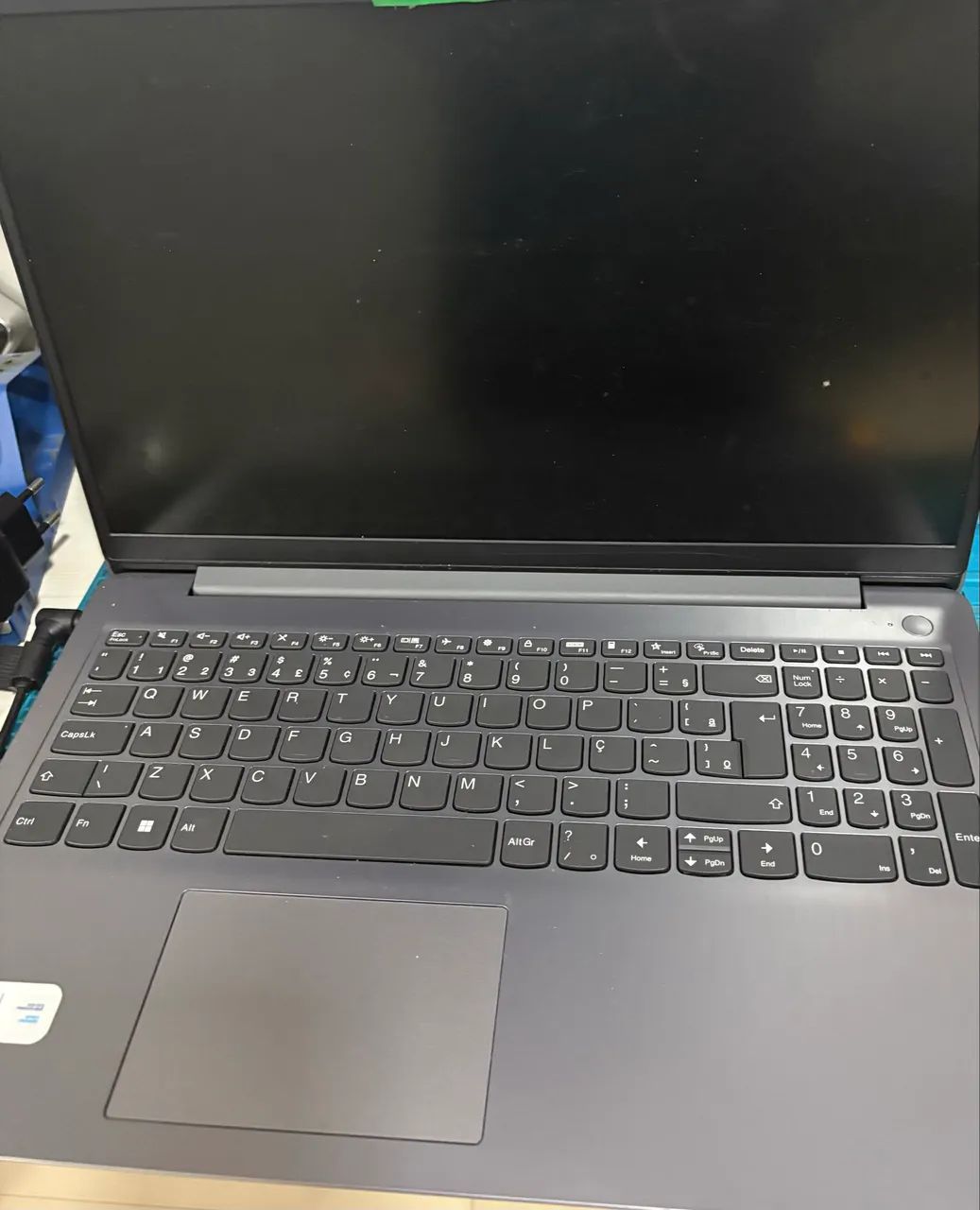 Vendo notebook Lenovo zerado 