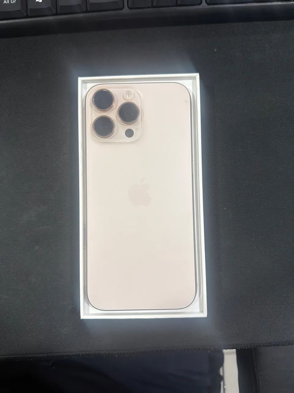 iphone 16 pro Max 256gb  - Foto 2