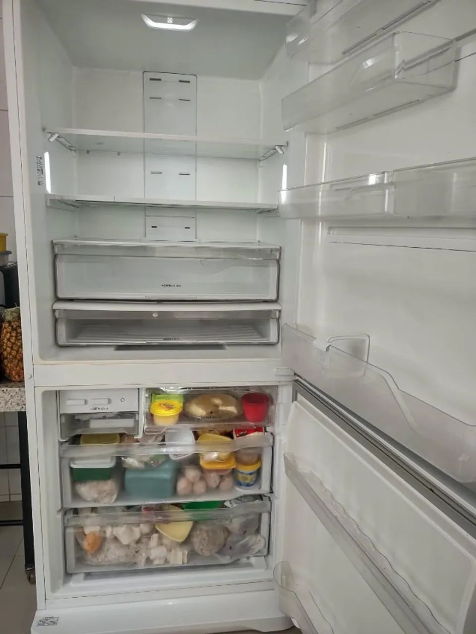 GELADEIRA ELETROLUX 598 L - Foto 4