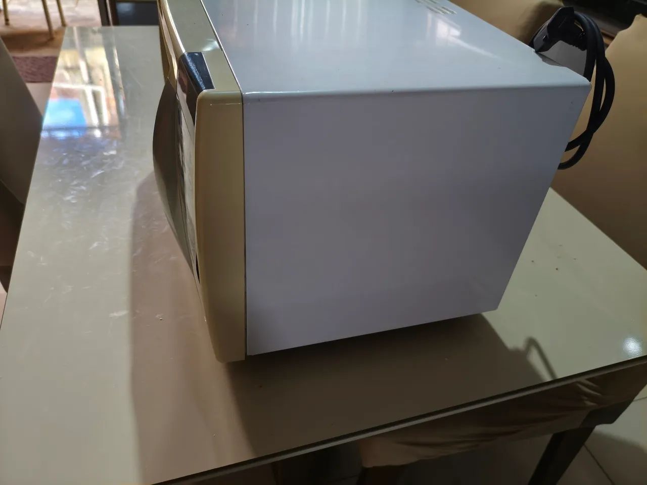 Microondas Eletrolux 20 litros  - Foto 2
