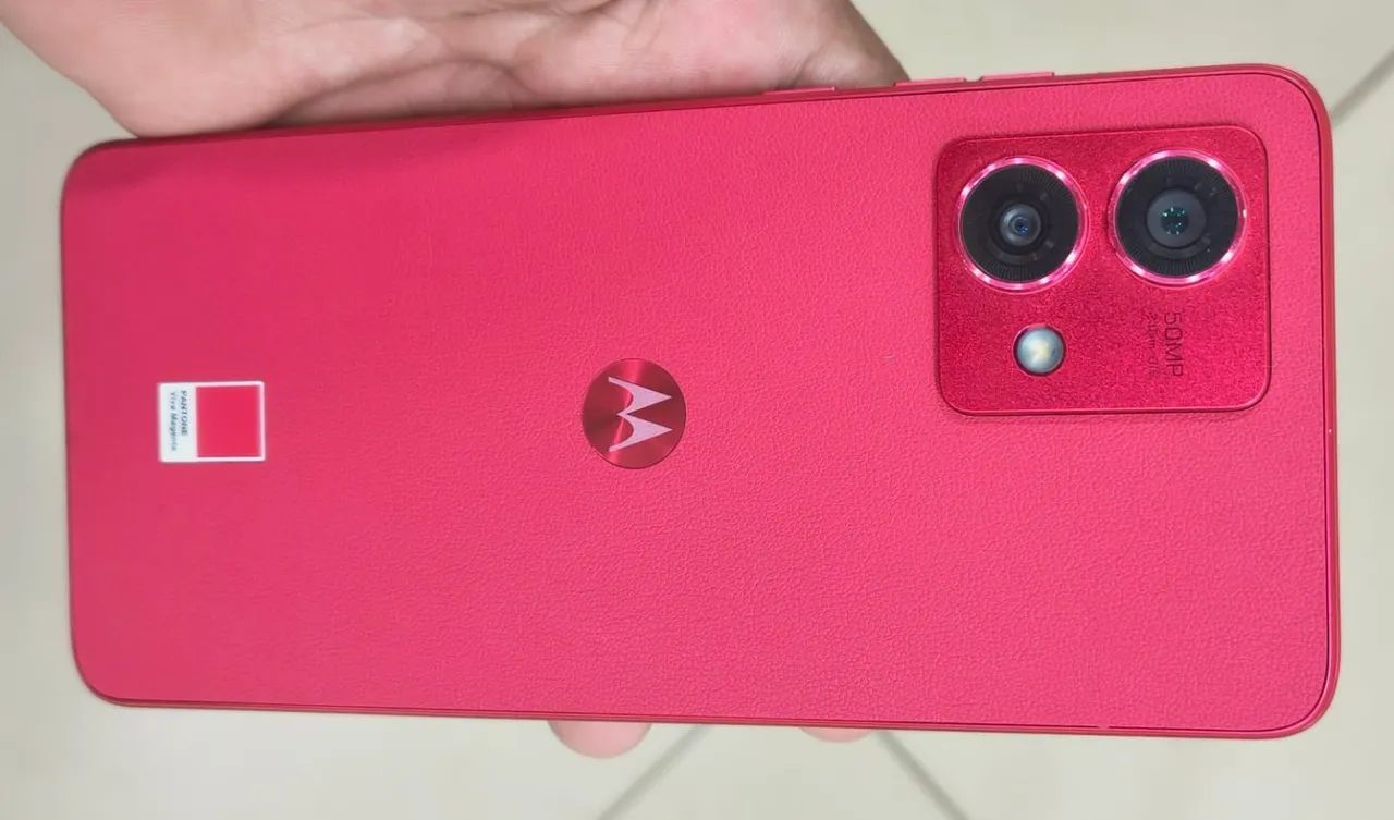 Moto G84, em excelente estado