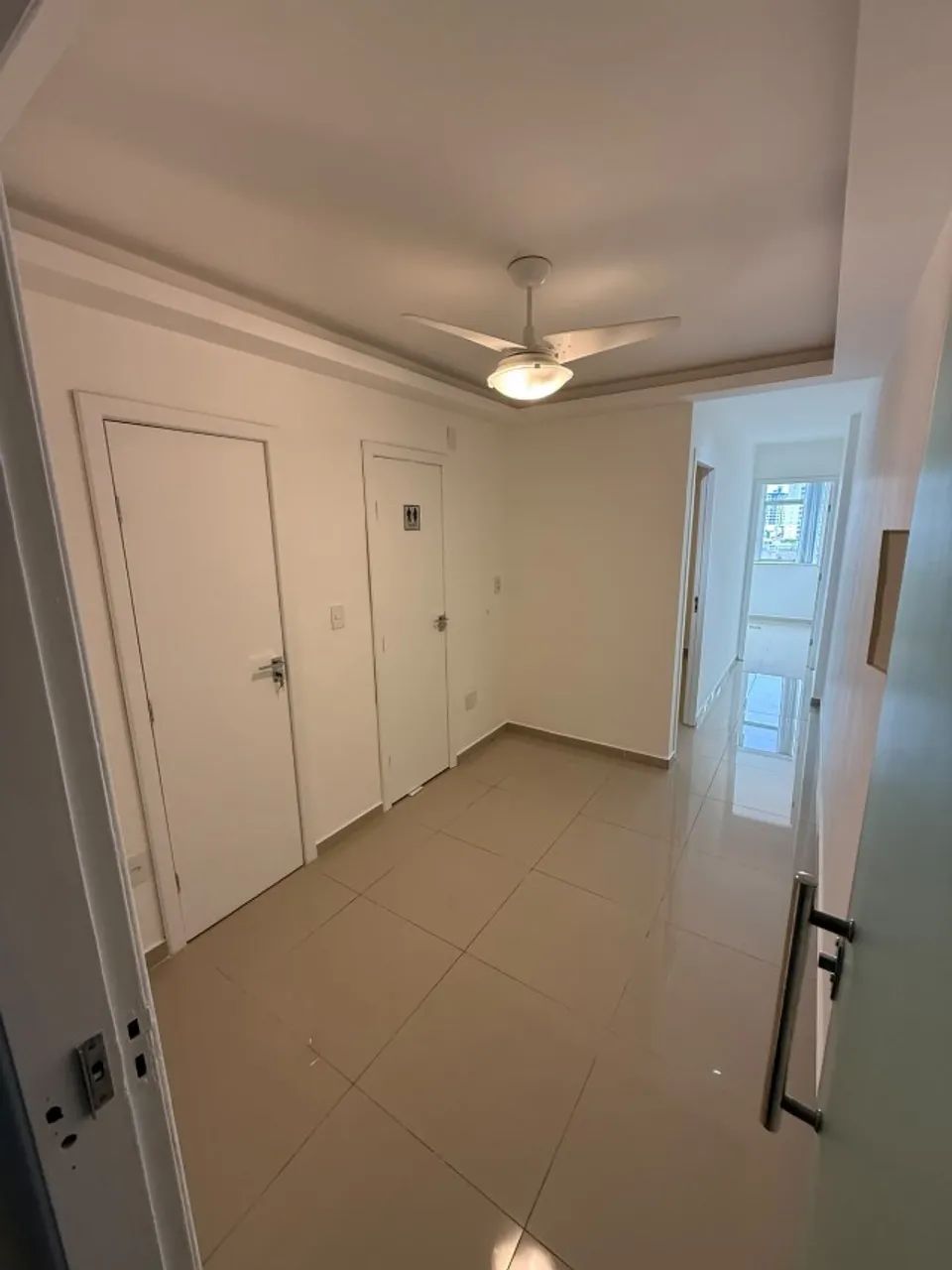 SALA IDEAL PARA CONSULTÓRIOS - Ed. Ninho das Águias