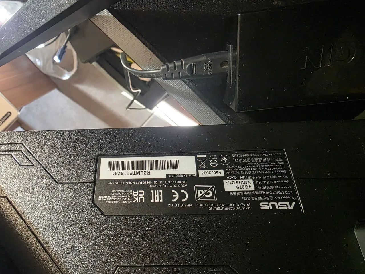 Monitor asus tuf 27 com defeito. - Foto 4