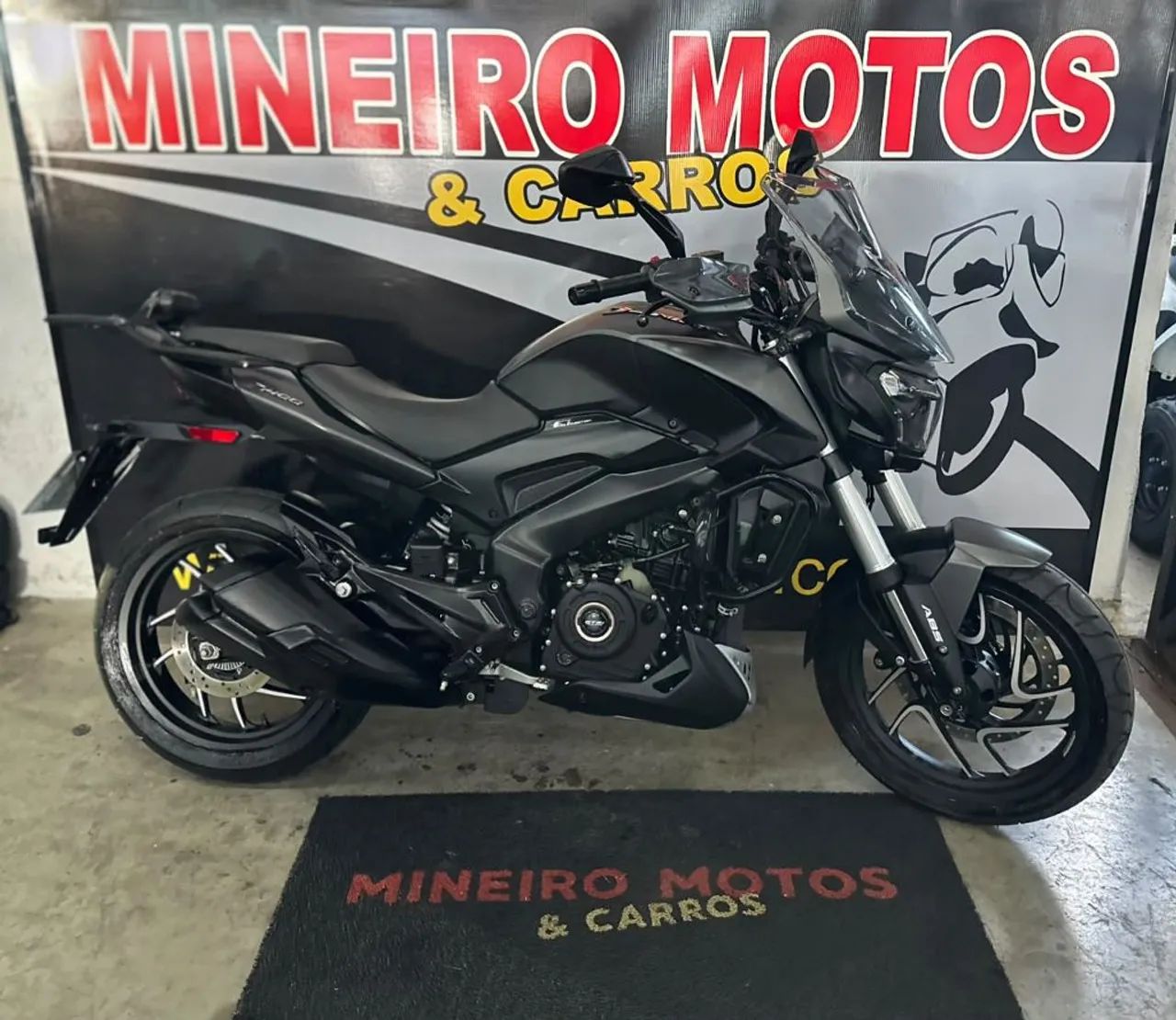 DOMINAR 400 