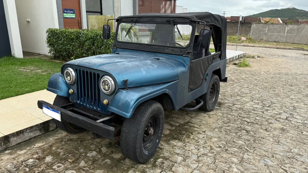 Willys Overland Jeep 2.6 12V Gasolina 2P 1976