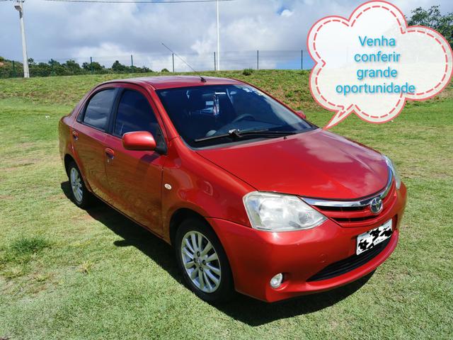 Toyota etios sedam 2013 xls 1.5 27.900,00