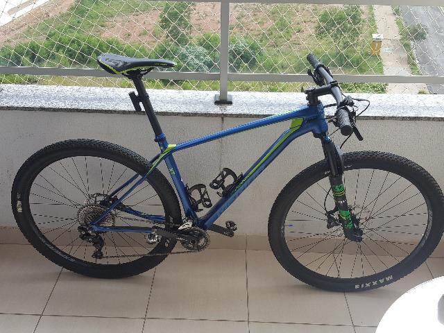 Bicicleta MTB Merida Carbono