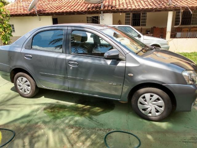 Étios Sedan 1.5 XLS 2014 - Foto 4