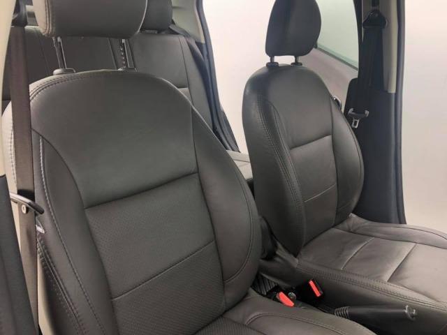 Renault Logan 1.6 Exp 2014 - Foto 5