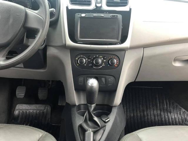 Renault Logan 1.6 Exp 2014 - Foto 12