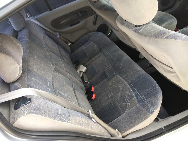 Clio sedan Privilege 1.0 completo ano 2005 - Foto 15