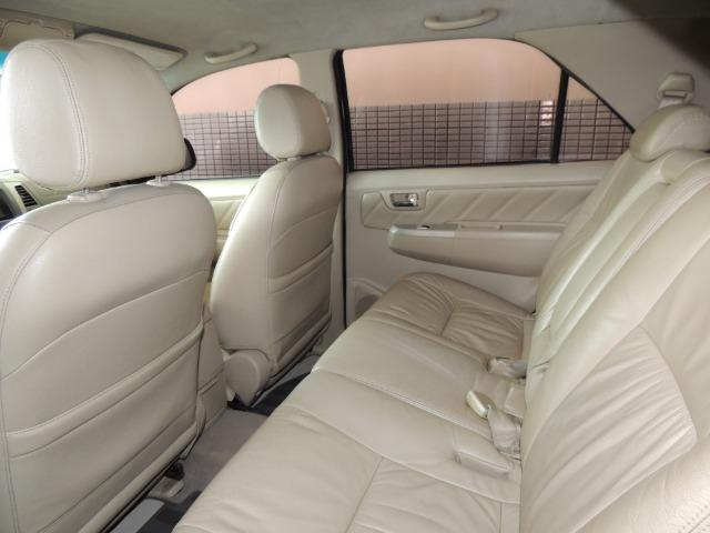 Toyota Hilux SW4 SRV 3.0 4x4 Diesel 5 Lugares - Foto 5