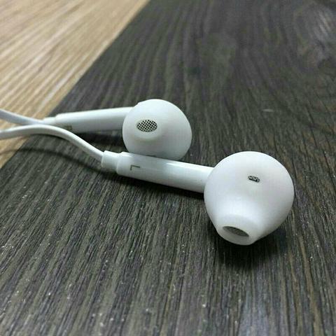 Fone de ouvido novinho