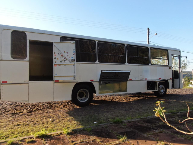 Ônibus para banda DJ rodeio motocross - Foto 3