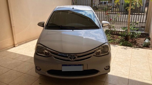 TOYOTA ETIOS 2015 SUPER CONSERVADO