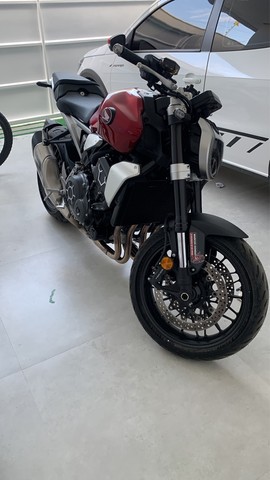 CB 1000R