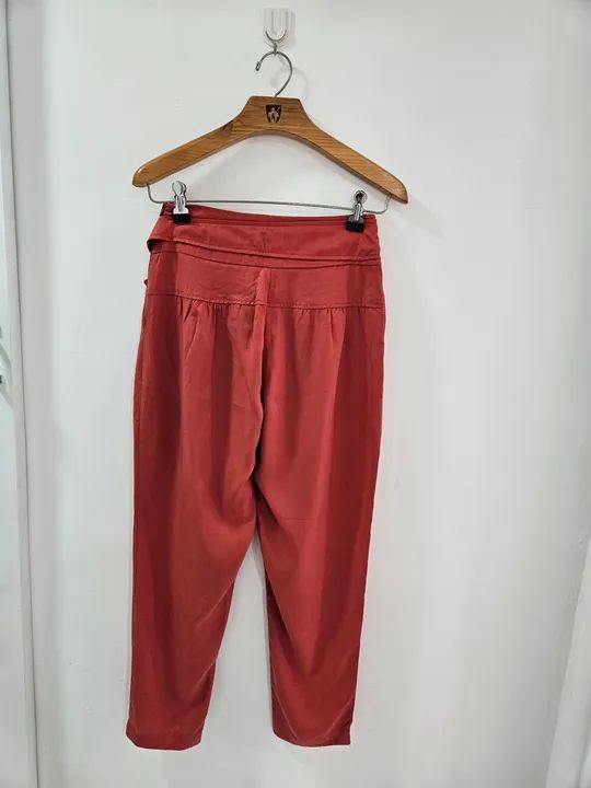Calça Lachocolê tam p semi nova  - Foto 2