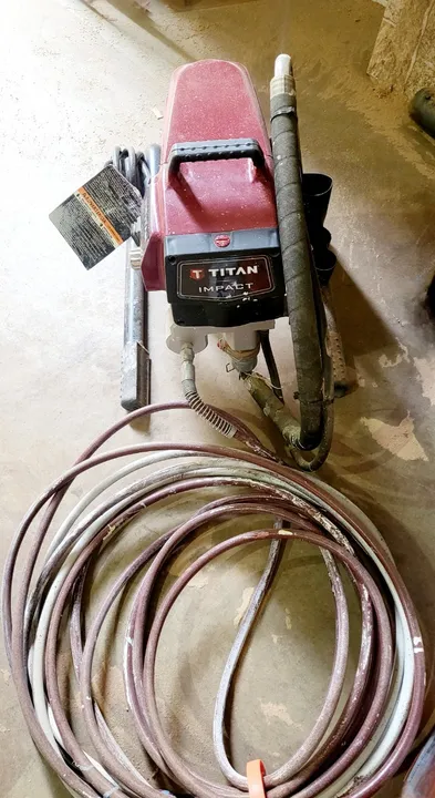 Máquina de Pintura Airless 2,05L/PM Monofásica Titan Impact 440