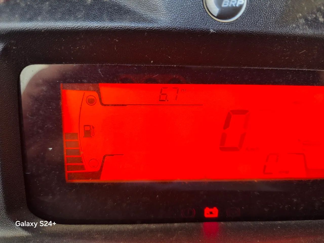 Vende-se jetsky seadoo gti 170 , 6,7 horas , 2022 com carreta de aluminio - Foto 5