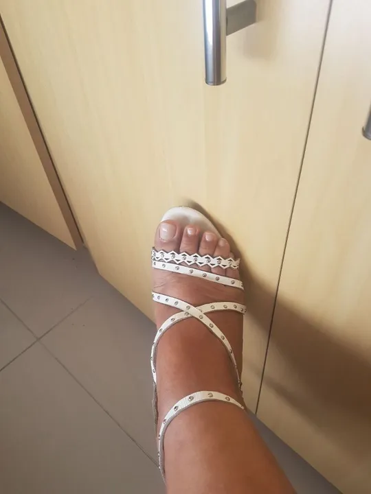 Sandália sonhos dos pés número 38 só 25reais