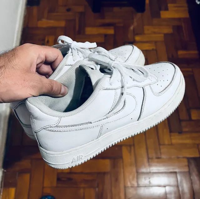 Size 4 air store force