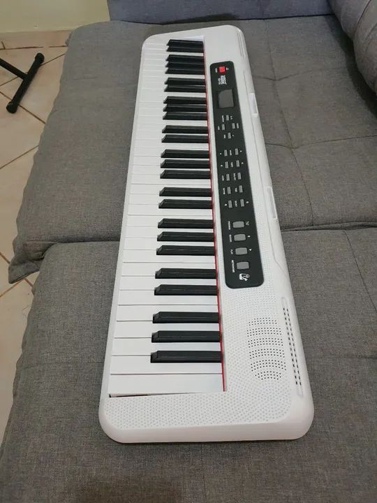 Teclado novo SEM CAPA em Samambaia (Aceito cartão) - Foto 4