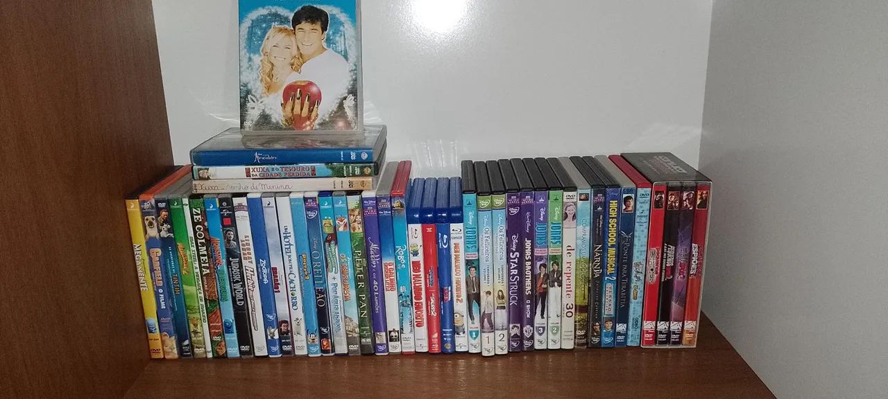 Lote de DVDs e Blu-rays infantis - Diversos títulos