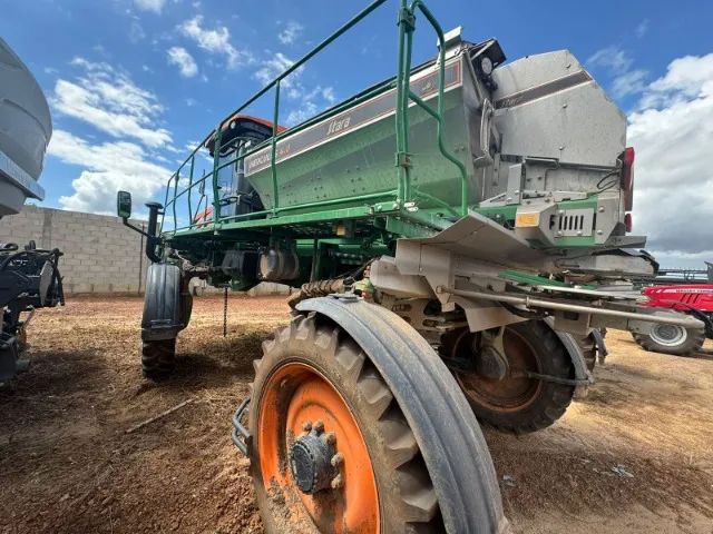 Semeadora Adubadora Autopropelida Stara Hercules 4.0 - Foto 3