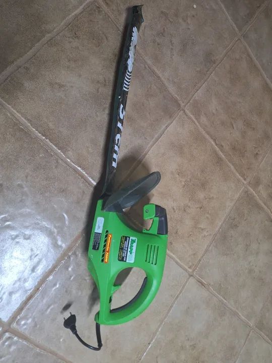 Cortador de cerca viva semi-novo - Foto 2