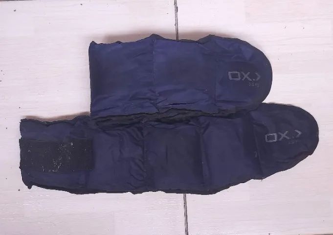 Par de Caneleiras 2kg OXER - Usado