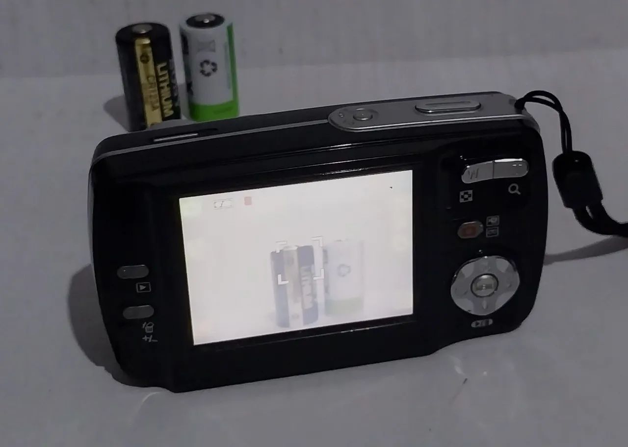 Câmera Digital MITSUCA - DC6393BR<br>8.0 Mega Max<br>AF Óptica Zoom<br>f=5.8- 17.4mm / 1:2.9- 4.8 - Foto 6