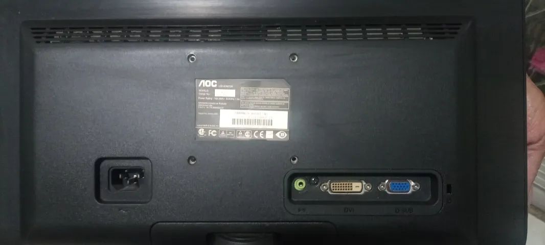 Monitor AOC e950Swda LED 18.5in 1.366x768 0.2715mm - Foto 6