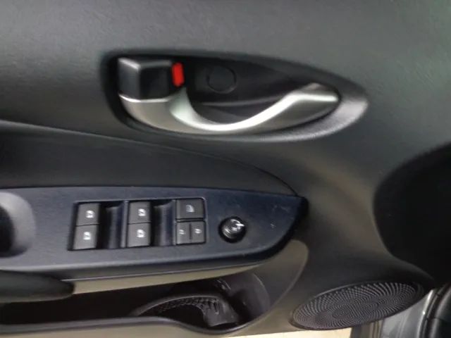 Yaris Sedan 1.5, 2021, Automatico, hiper novo - Foto 9