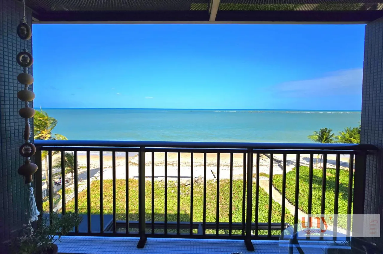 Apartamento PÉ NA AREIA com 1 quarto, MOBILIADO, e FRENTE MAR no bairro Jardim Oceania!