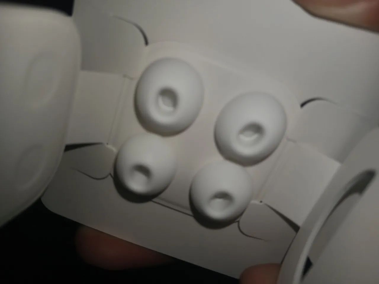 Ponteiras borrachas AirPods Pro 2 Ear Tips (L) tamanho G Originais - Foto 2