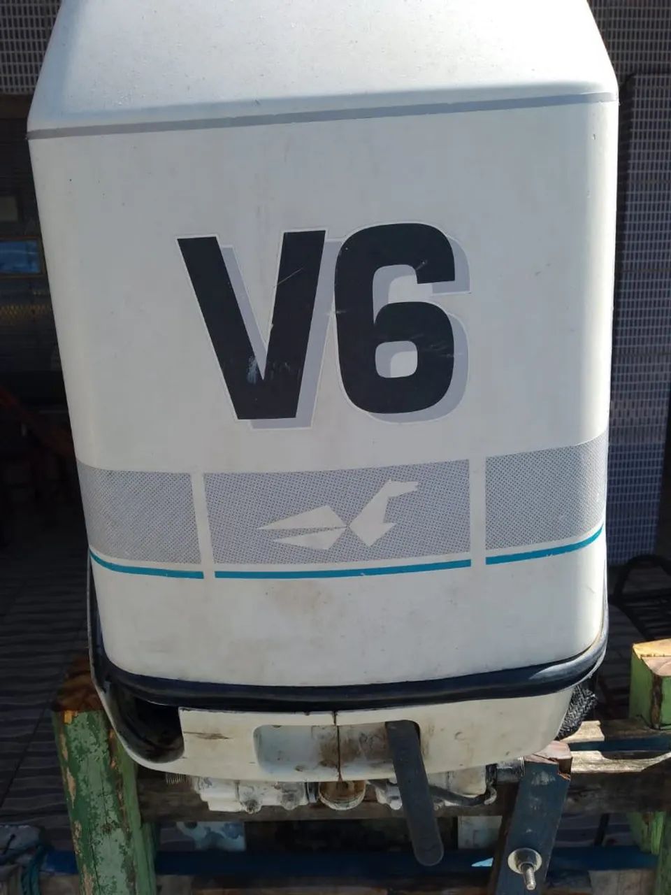 Vendo motor Johnson 225 V6 - Foto 2