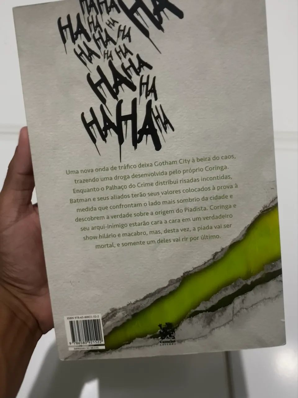 Livro batman piada mortal  - Foto 2