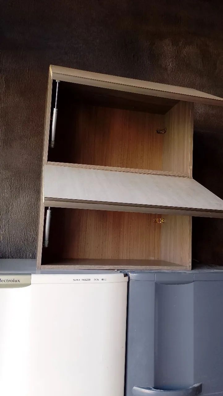 Armário de Cozinha em Madeira