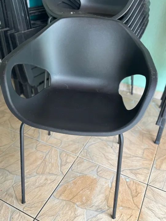 Cadeira/Poltrona de Escritório Moderna -  Preta - Foto 4