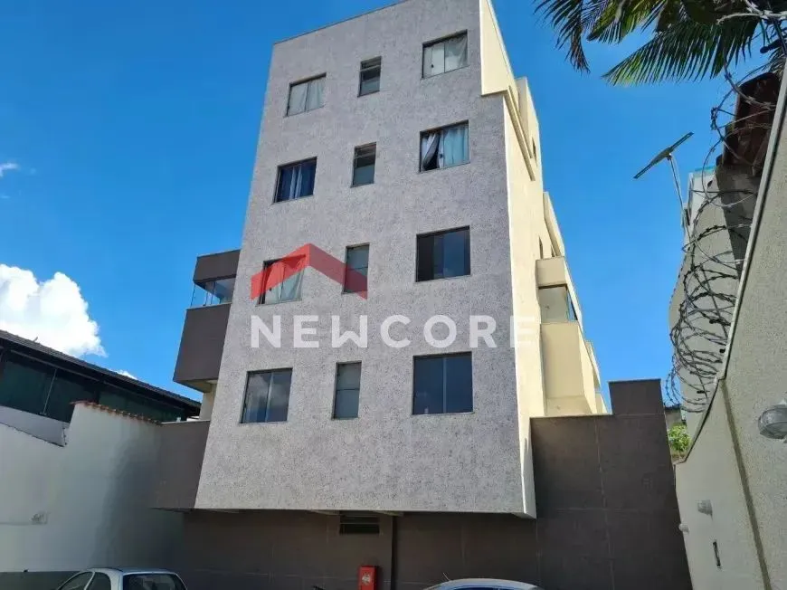 Apartamento em Rua Senador Carneiro de Campos - Planalto - Belo Horizonte/MG
