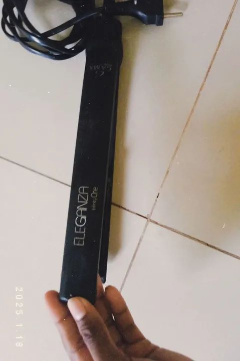 Prancha de cabelo - Ótimo estado! - Foto 2