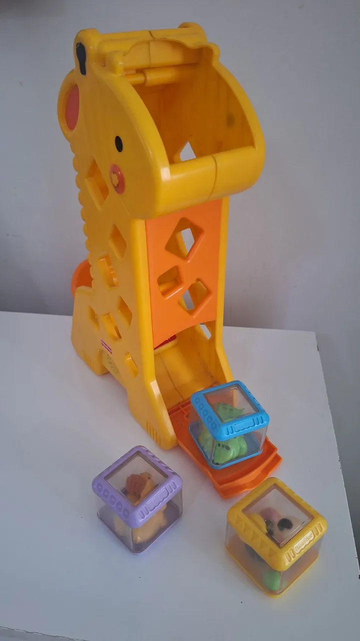 Brinquedo de encaixe Girafa Fisher-Price